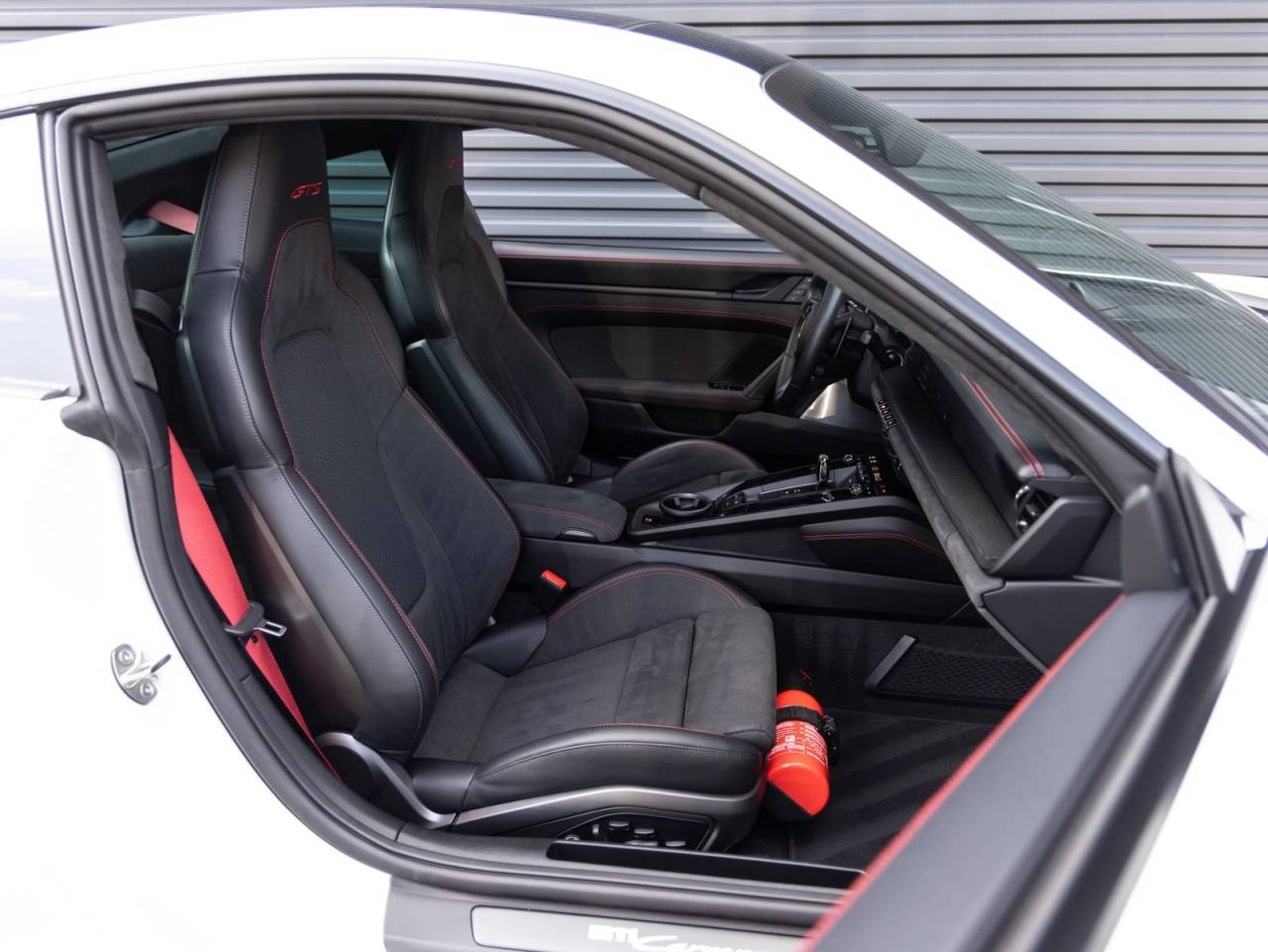 2025 Porsche 911 911 Carrera GTS