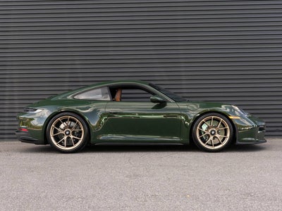 2022 Porsche 911 911 GT3 with Touring Package