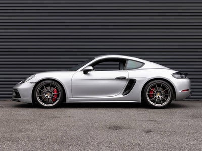 2022 Porsche 718 Cayman GTS 4.0
