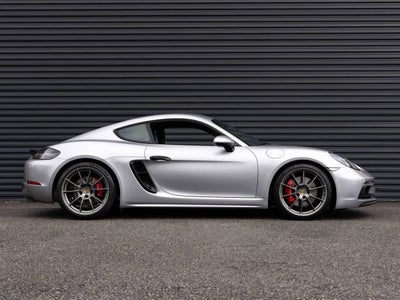 2022 Porsche 718 Cayman GTS 4.0