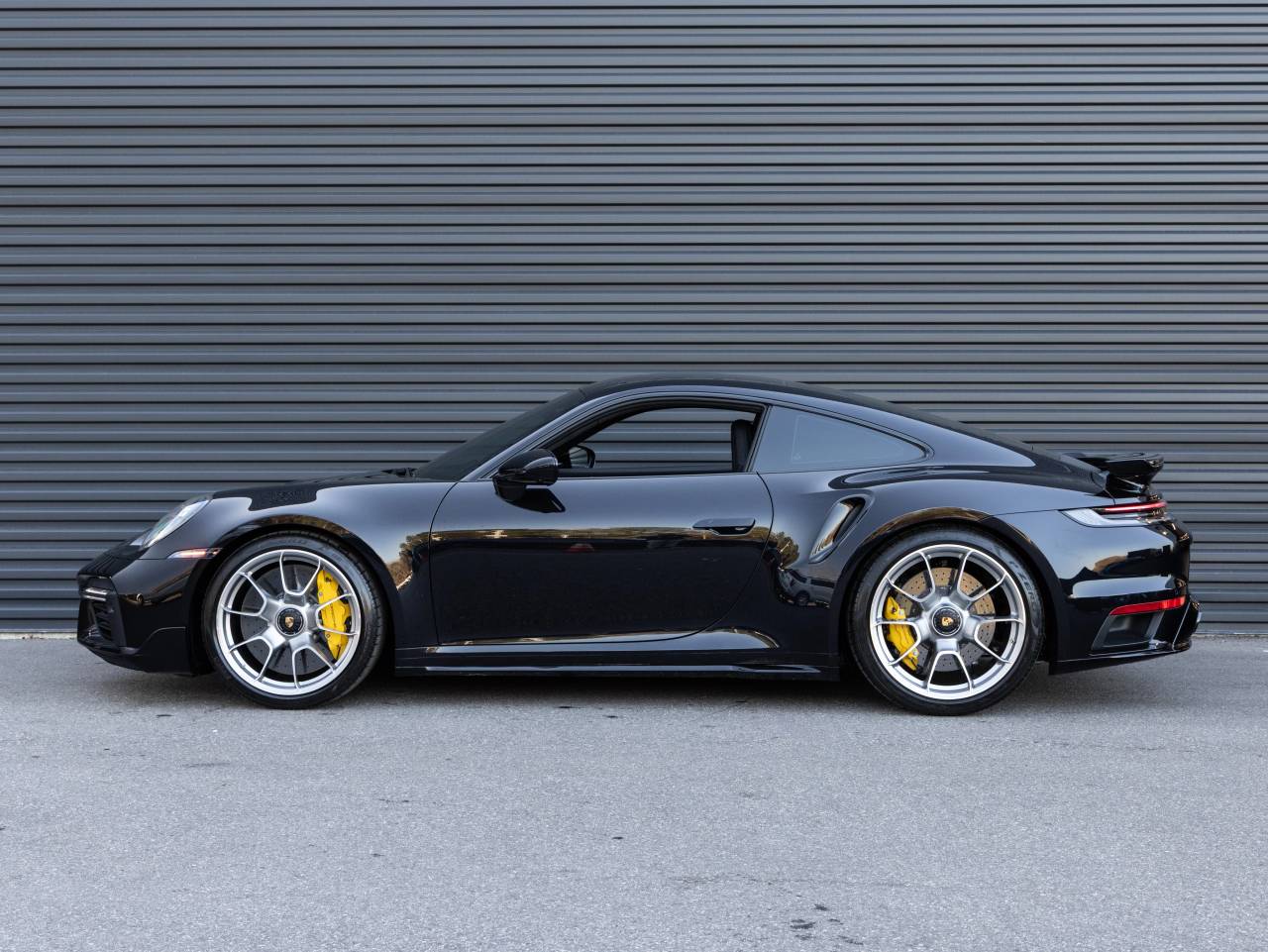 2025 Porsche 911 911 Turbo S