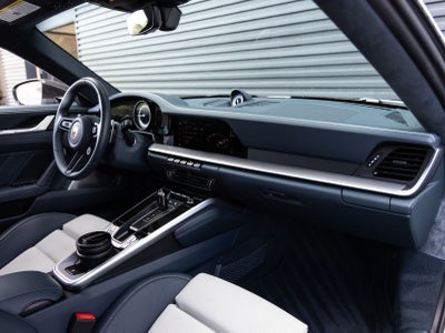 2025 Porsche 911 Turbo S