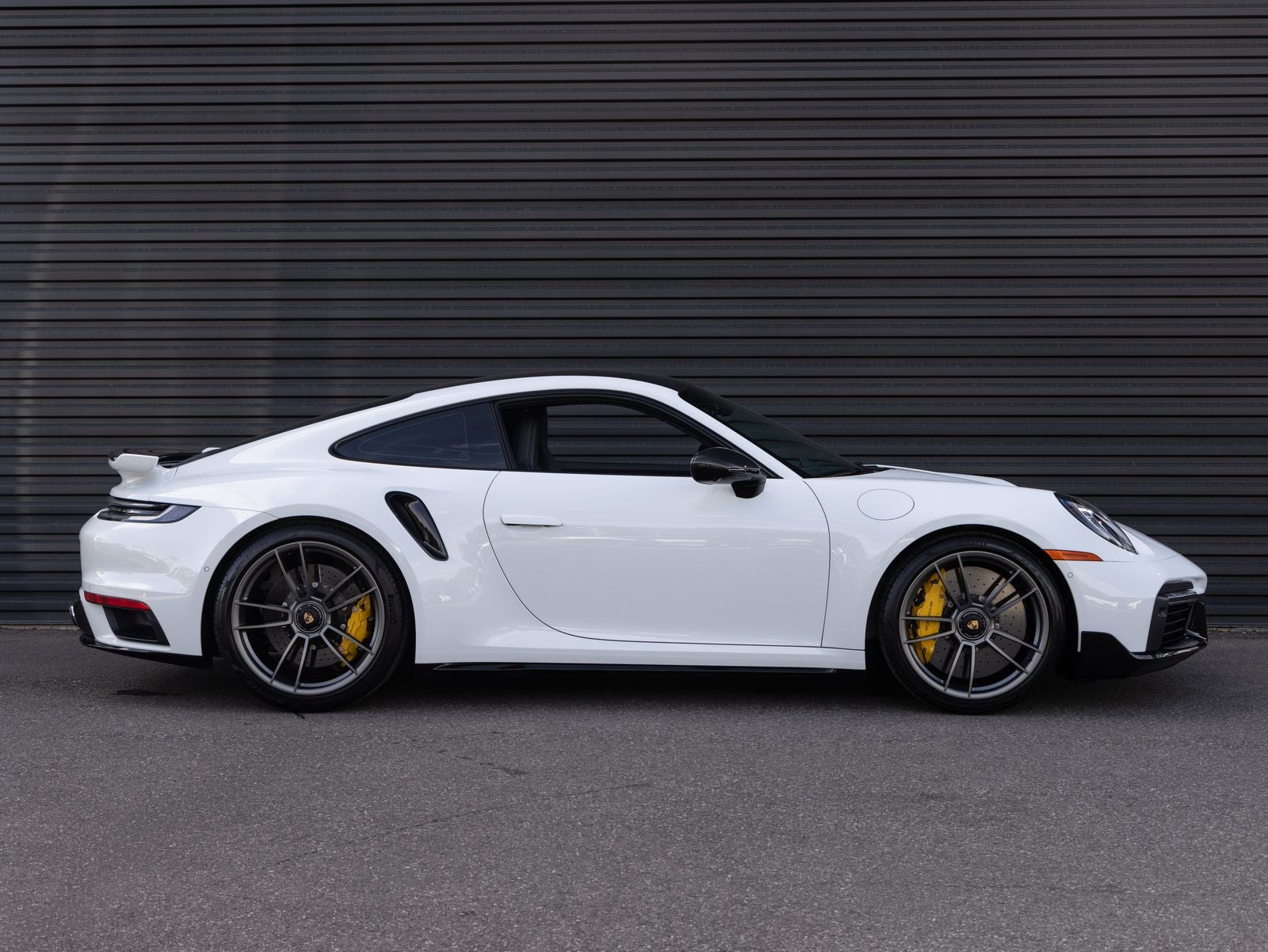 2025 Porsche 911 Turbo S