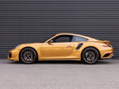 2018 Porsche 911 911 Turbo S Exclusive Series