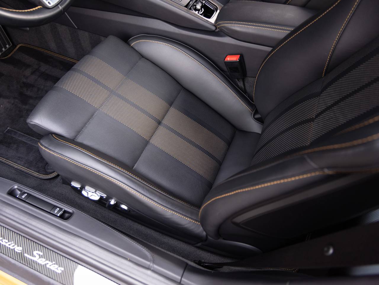 2018 Porsche 911 911 Turbo S Exclusive Series