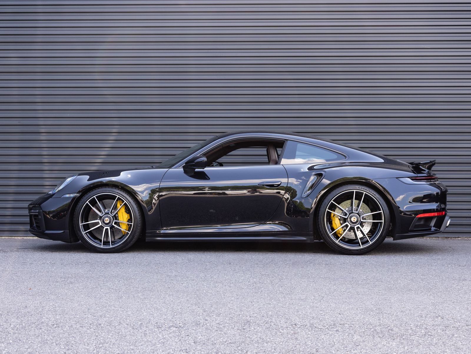 2021 Porsche 911 911 Turbo S (MY21)