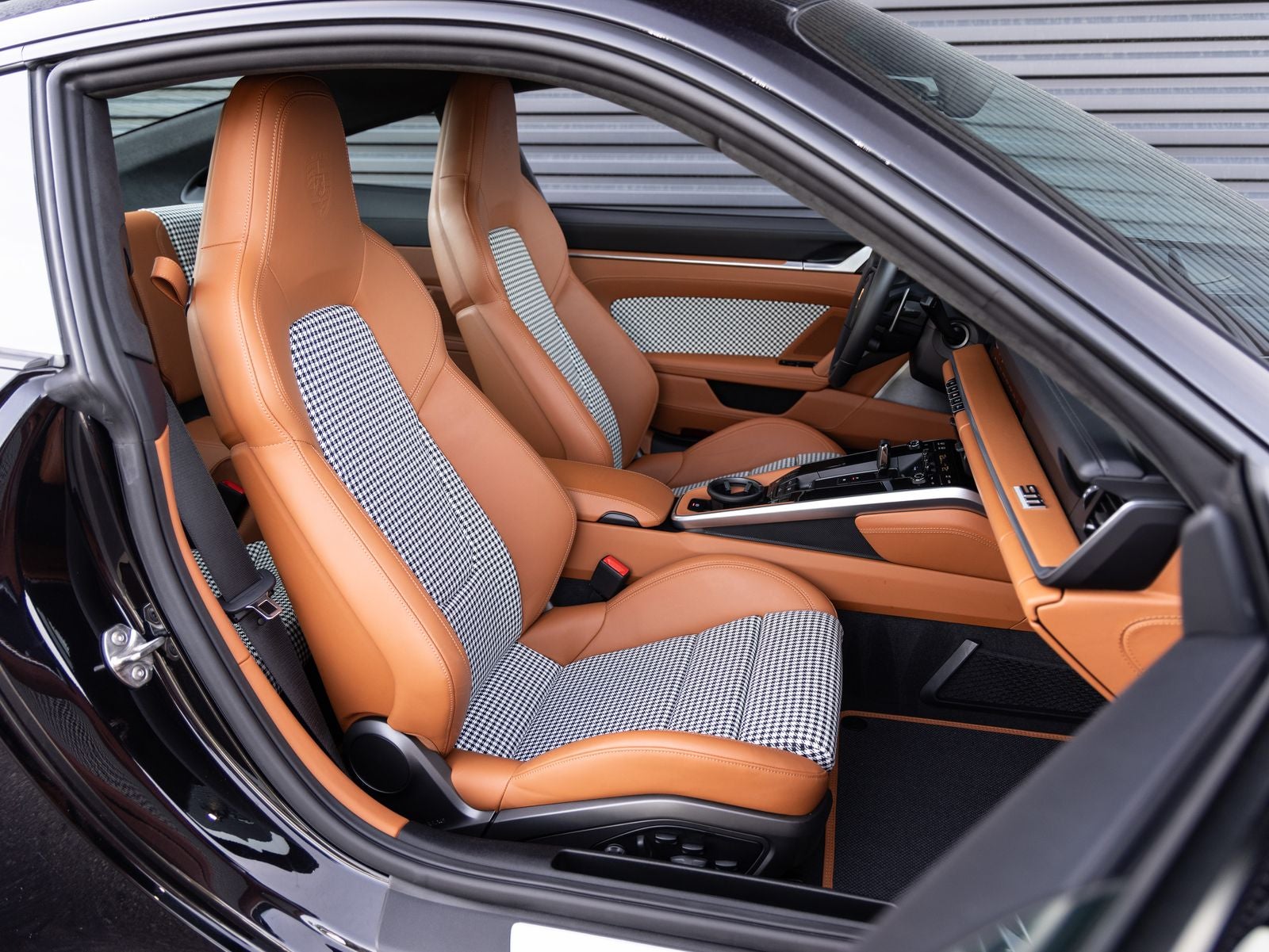 2025 Porsche 911 Turbo S