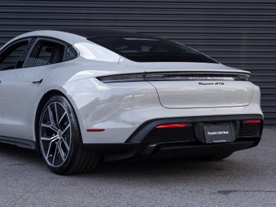 2025 Porsche Taycan Taycan GTS