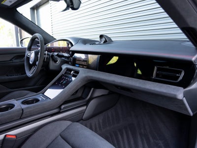 2025 Porsche Taycan Taycan GTS