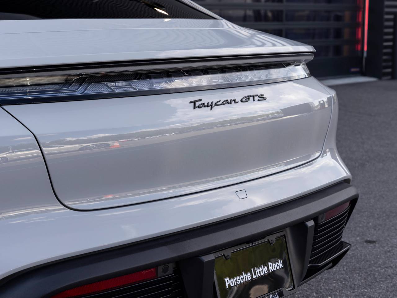 2025 Porsche Taycan Taycan GTS