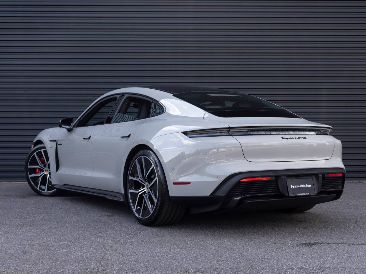 2025 Porsche Taycan Taycan GTS