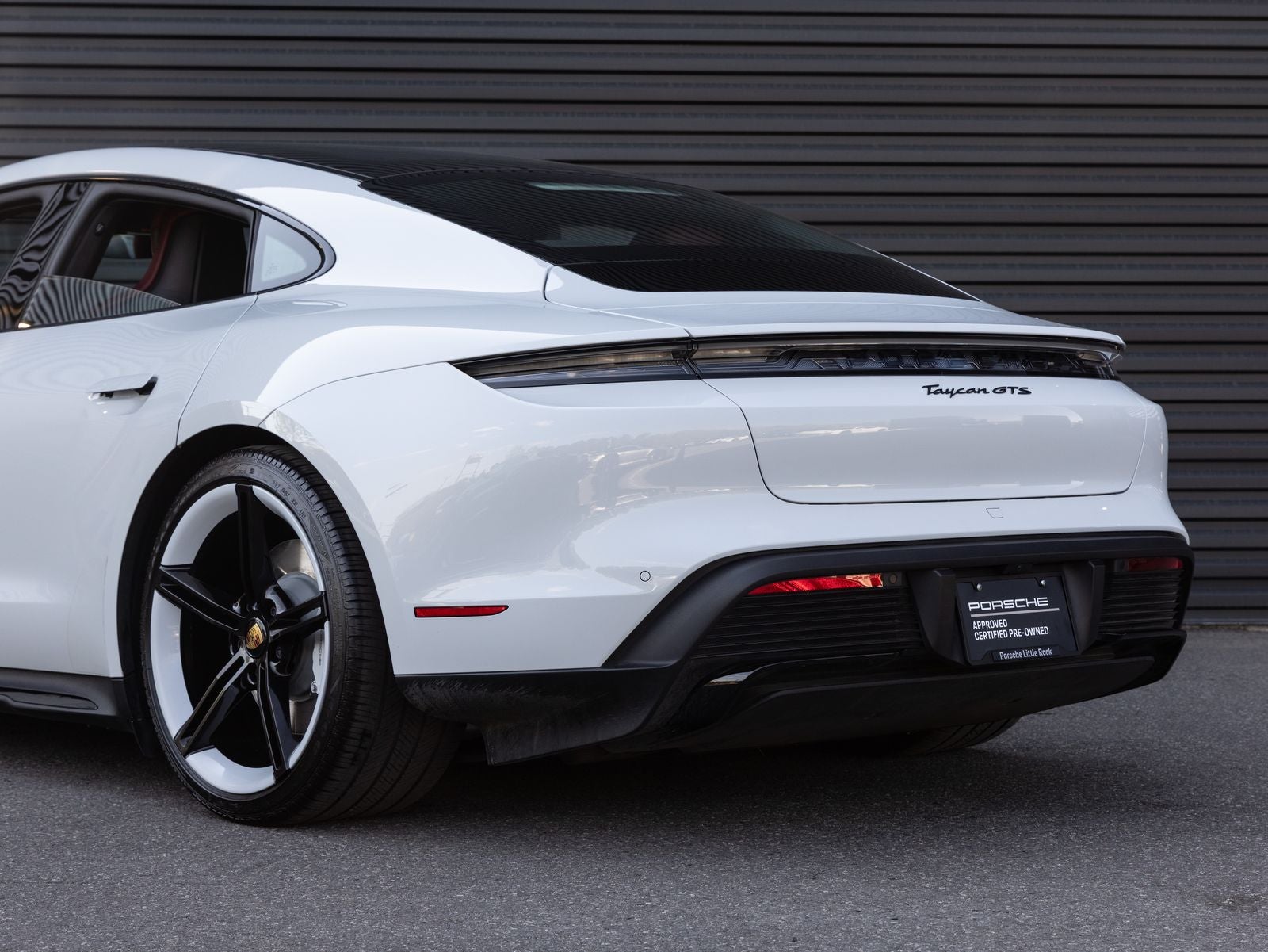 2023 Porsche Taycan Taycan GTS (MY23)