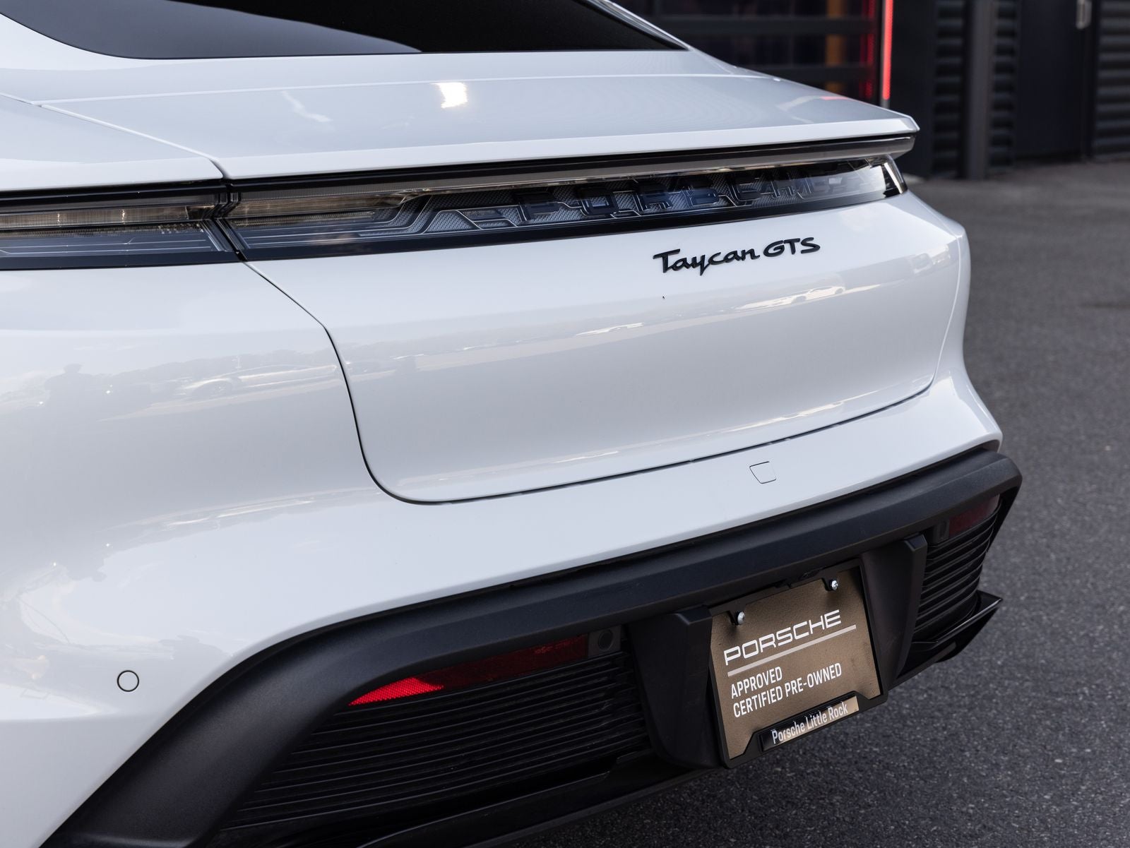 2023 Porsche Taycan Taycan GTS (MY23)