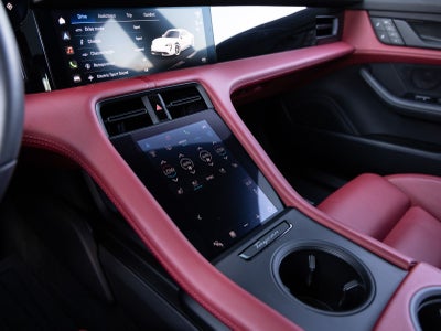 2023 Porsche Taycan Taycan GTS (MY23)