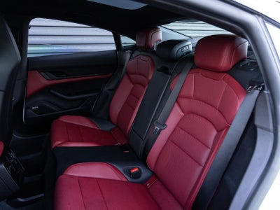 2023 Porsche Taycan Taycan GTS (MY23)