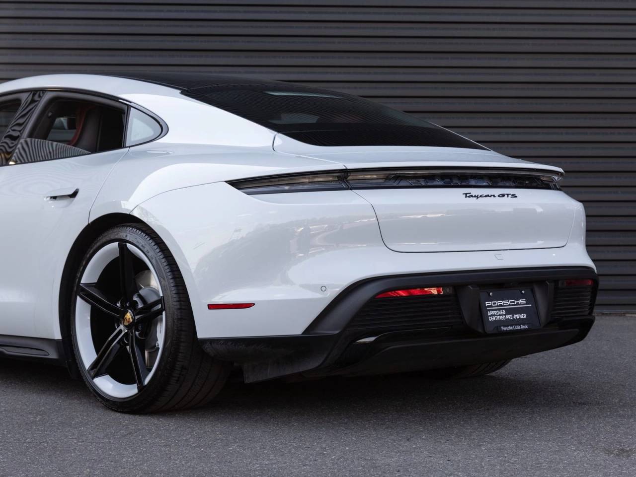 2023 Porsche Taycan Taycan GTS (MY23)