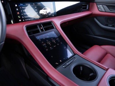 2023 Porsche Taycan Taycan GTS (MY23)