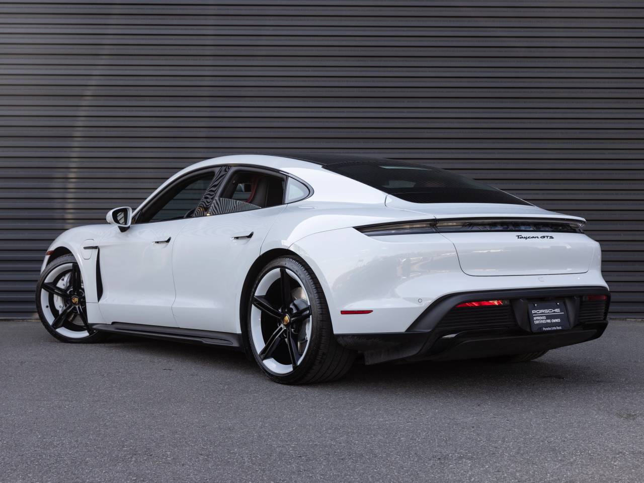 2023 Porsche Taycan Taycan GTS (MY23)