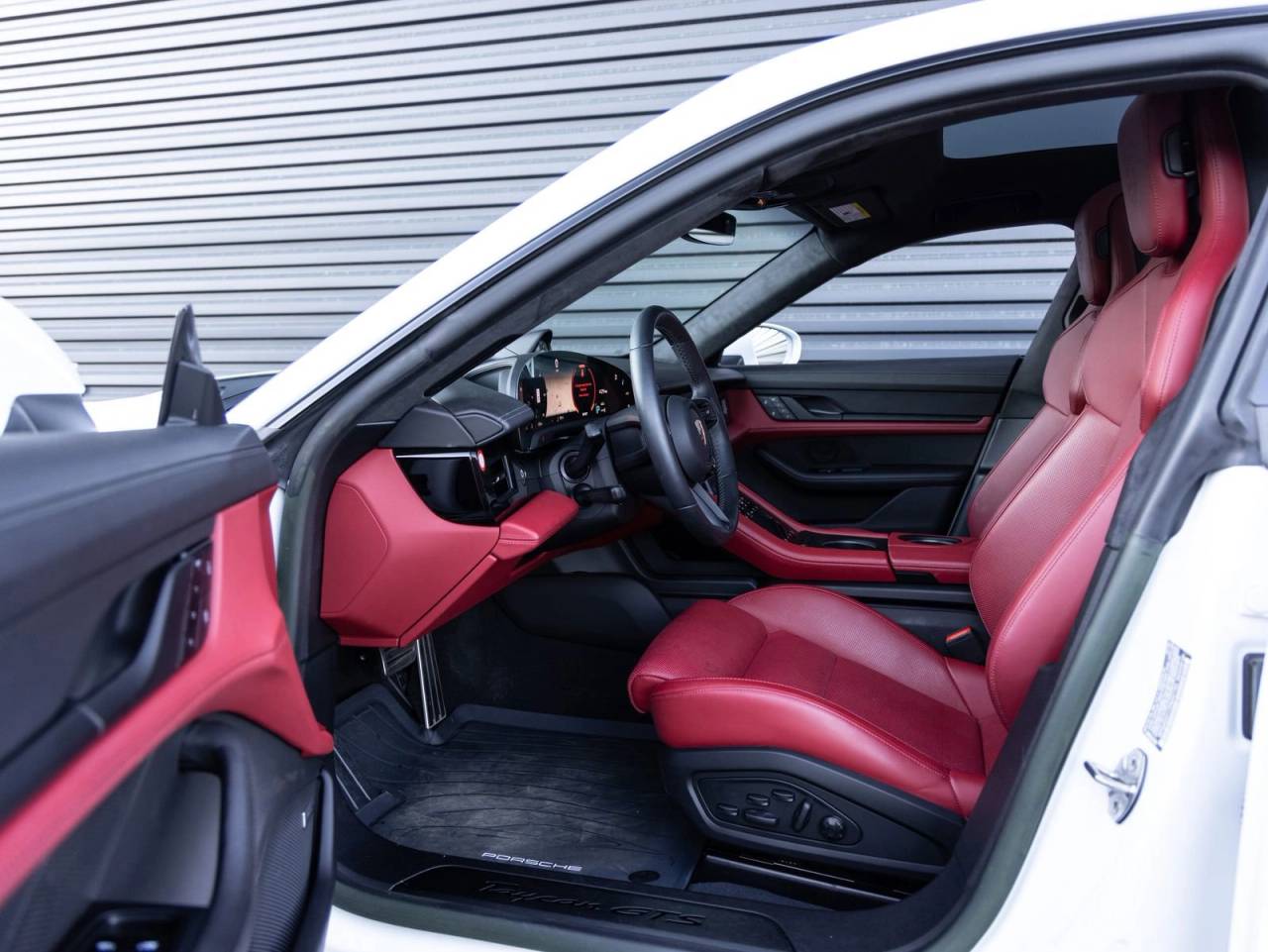 2023 Porsche Taycan Taycan GTS (MY23)