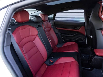 2023 Porsche Taycan Taycan GTS (MY23)