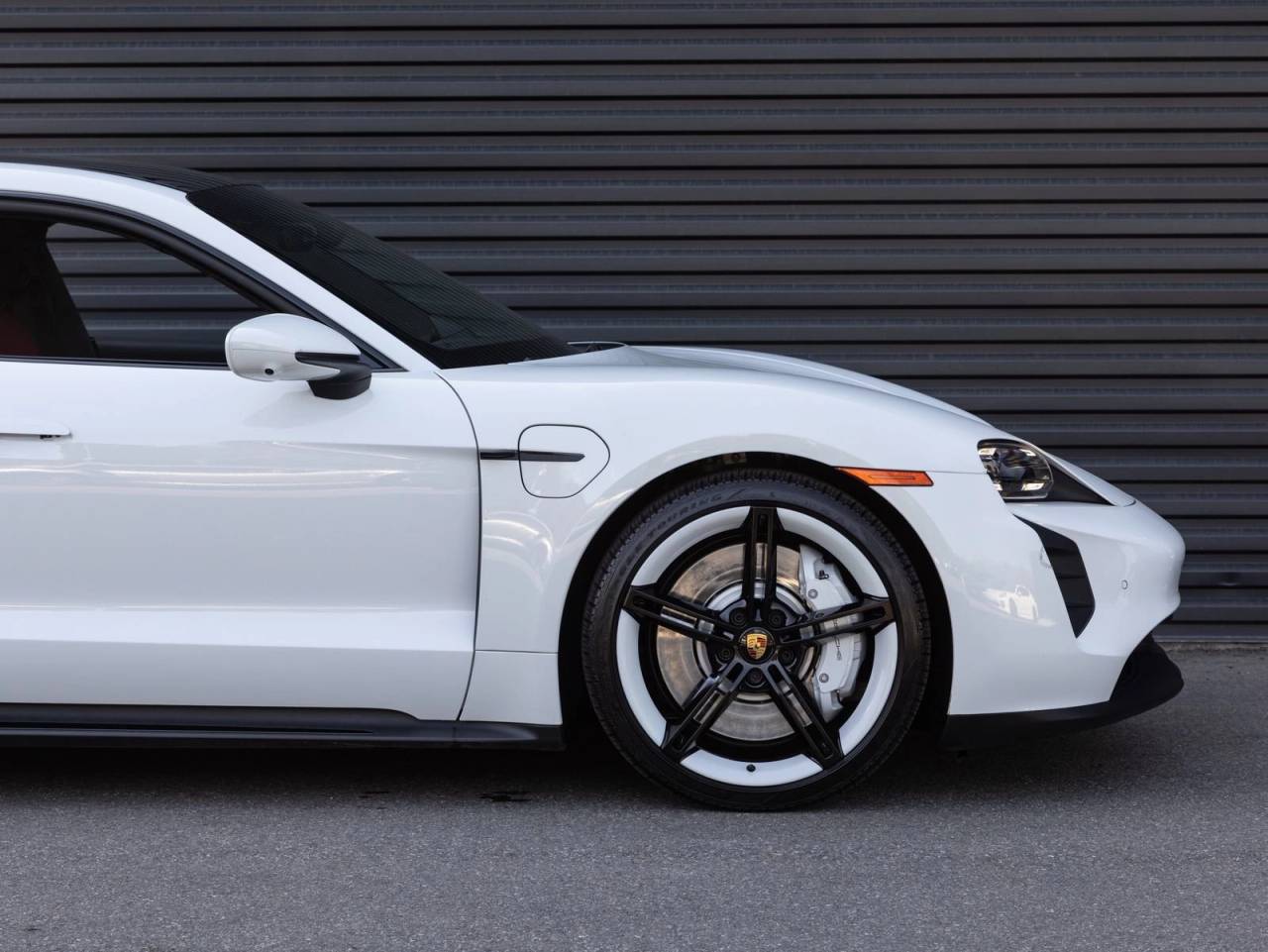 2023 Porsche Taycan Taycan GTS (MY23)