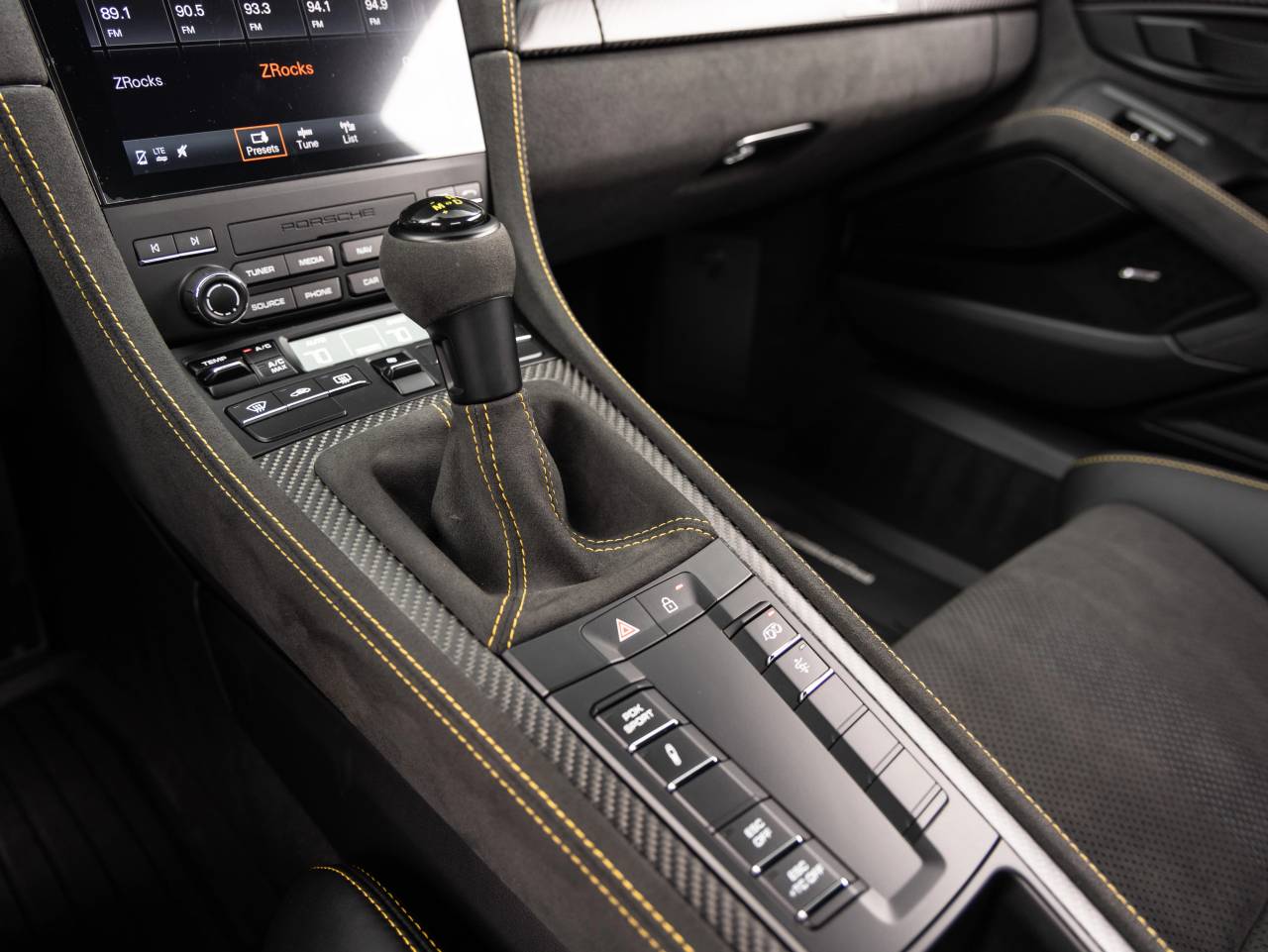 2025 Porsche 718 Cayman GT4 RS