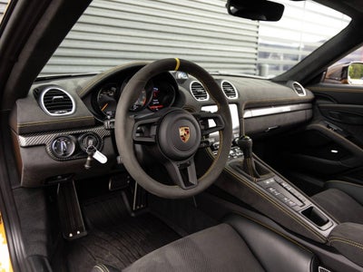 2025 Porsche 718 Cayman GT4 RS