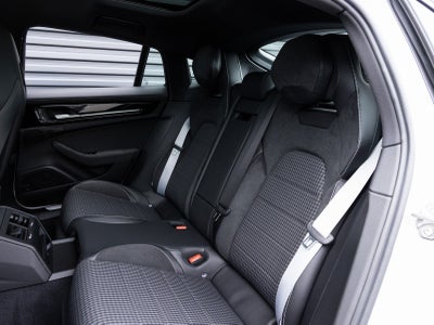 2026 Porsche Panamera Panamera 4 E-Hybrid