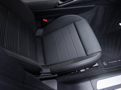 2026 Porsche Panamera Panamera 4 E-Hybrid