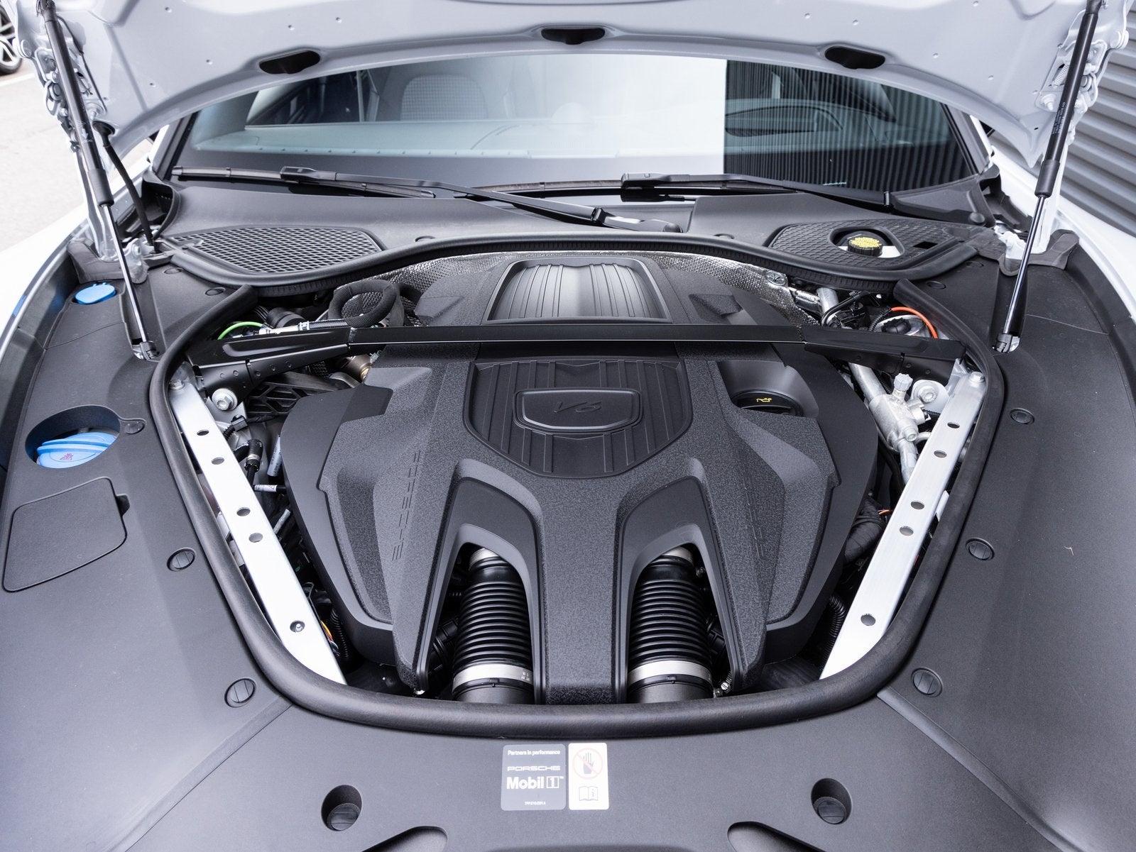 2026 Porsche Panamera Panamera 4 E-Hybrid