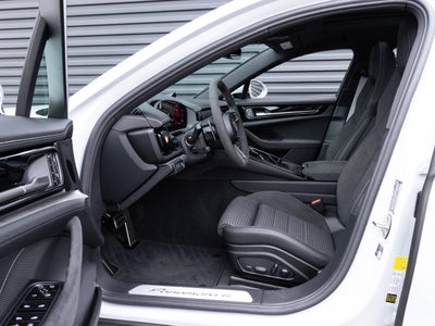 2026 Porsche Panamera Panamera 4 E-Hybrid