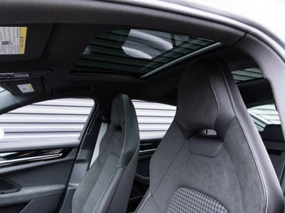 2026 Porsche Panamera Panamera 4 E-Hybrid