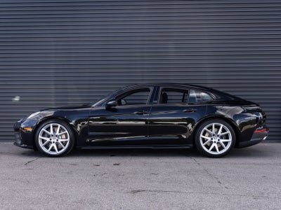 2025 Porsche Panamera Panamera 4 E-Hybrid