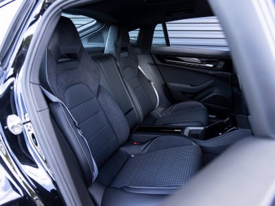 2025 Porsche Panamera Panamera 4 E-Hybrid