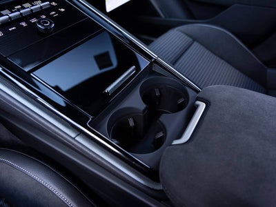 2025 Porsche Panamera Panamera 4 E-Hybrid