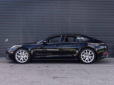 2025 Porsche Panamera Panamera 4 E-Hybrid