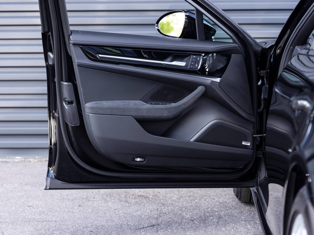 2025 Porsche Panamera Panamera 4 E-Hybrid