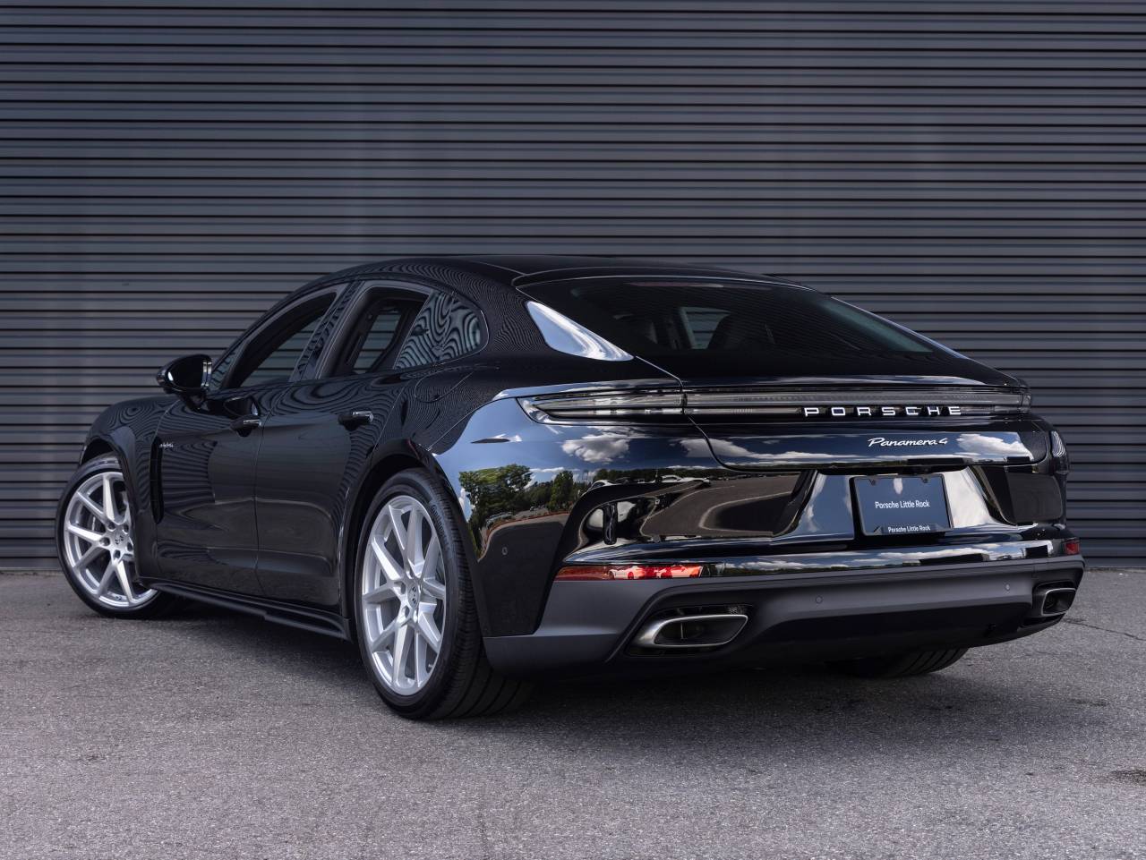 2025 Porsche Panamera Panamera 4 E-Hybrid