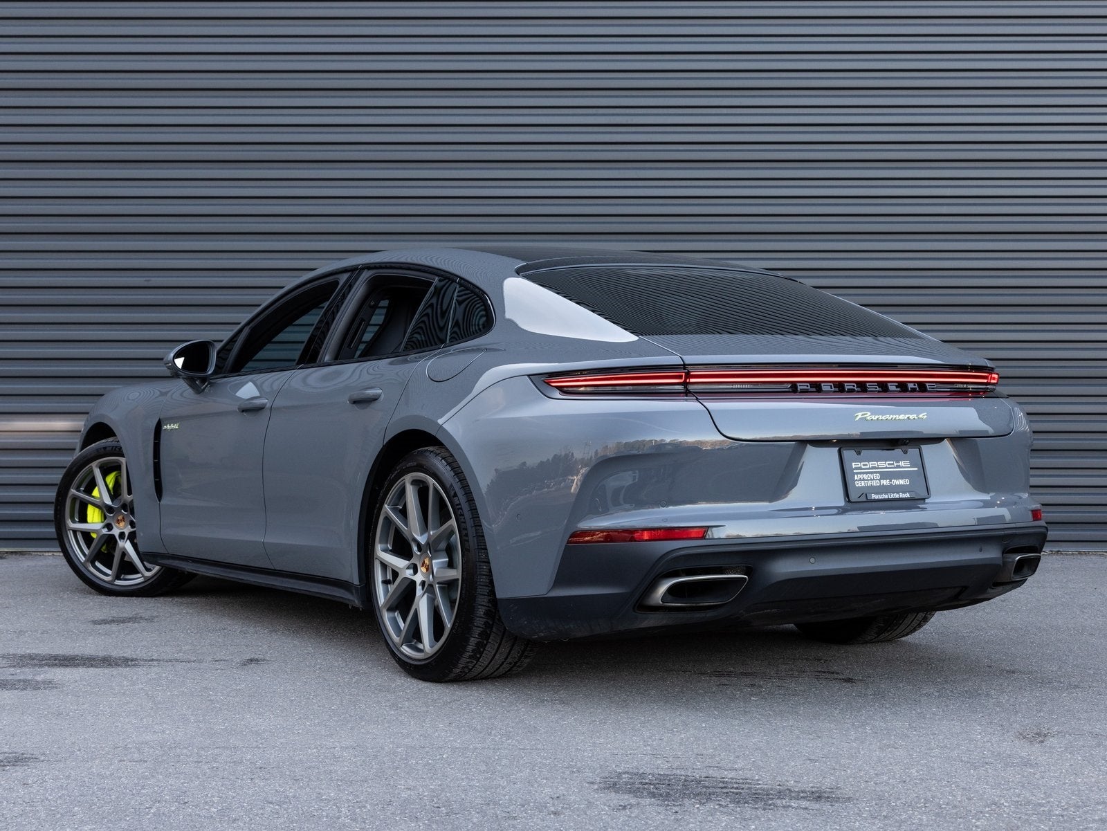 2025 Porsche Panamera Panamera 4 E-Hybrid