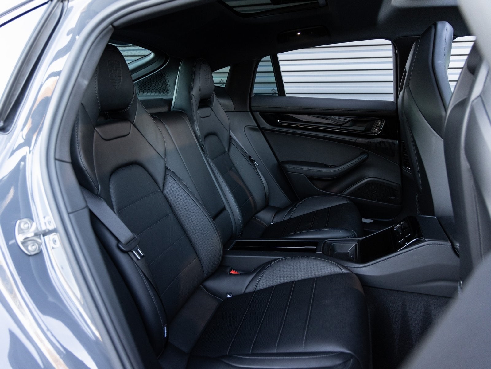 2025 Porsche Panamera Panamera 4 E-Hybrid