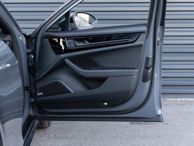 2025 Porsche Panamera Panamera 4 E-Hybrid