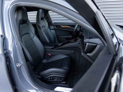 2025 Porsche Panamera Panamera 4 E-Hybrid