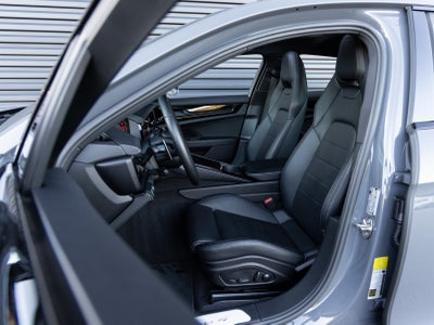 2025 Porsche Panamera Panamera 4 E-Hybrid