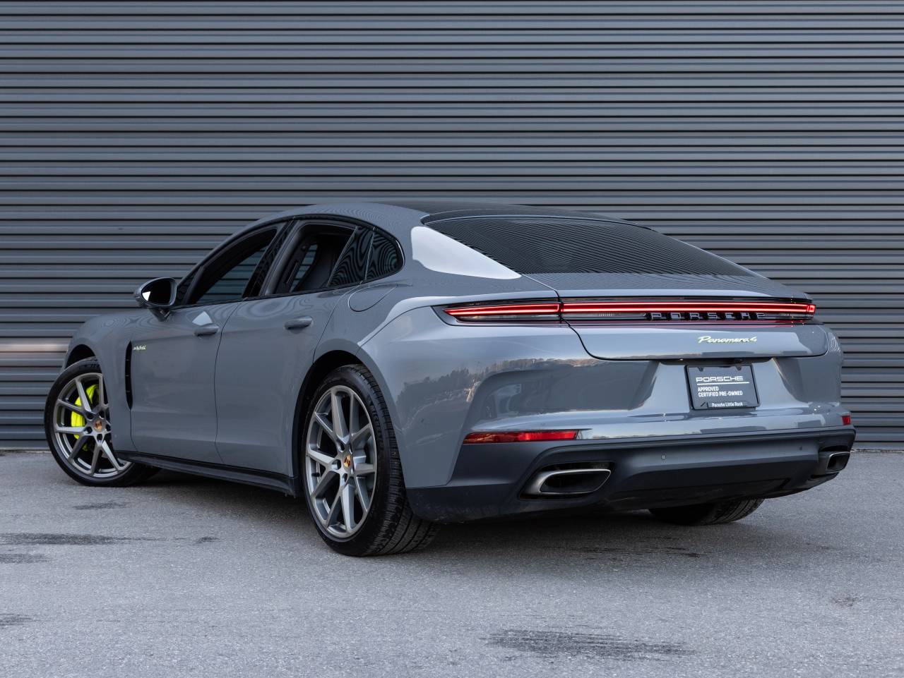 2025 Porsche Panamera Panamera 4 E-Hybrid