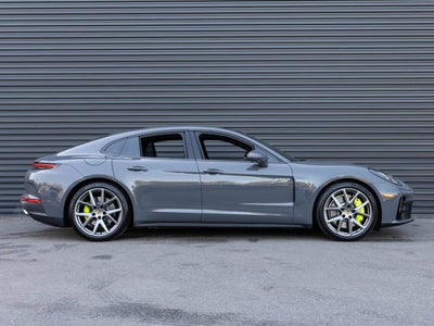 2025 Porsche Panamera Panamera 4 E-Hybrid