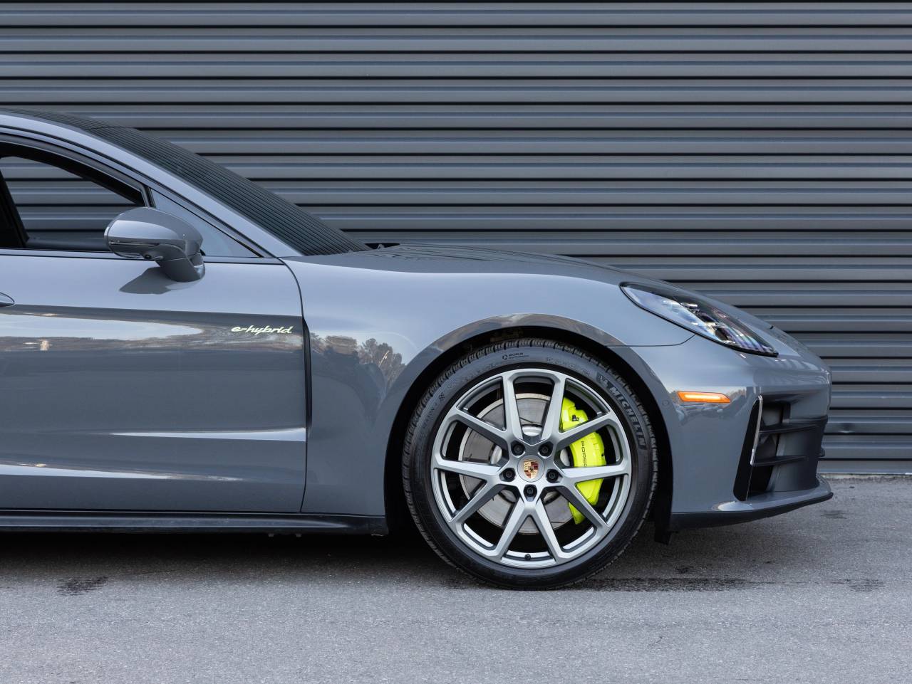 2025 Porsche Panamera Panamera 4 E-Hybrid