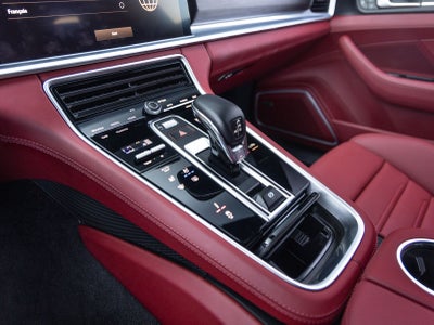 2023 Porsche Panamera Panamera GTS (MY23)