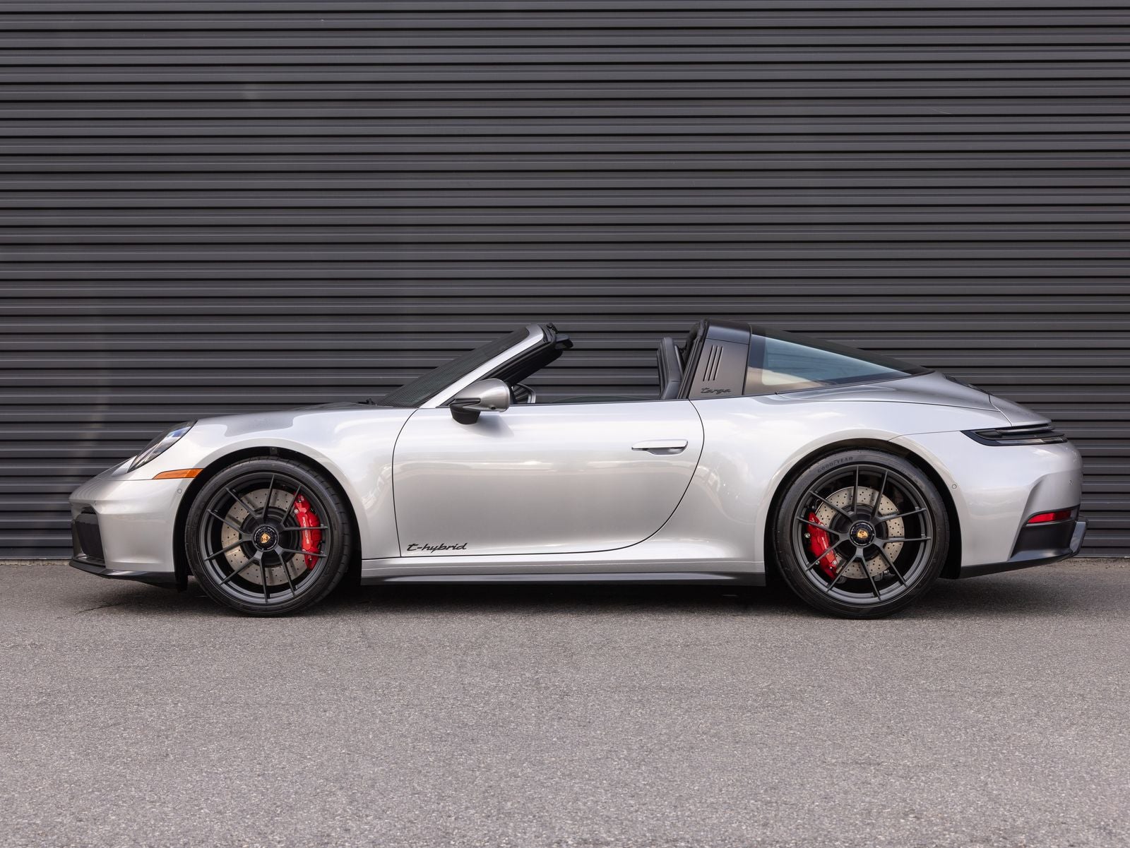 2025 Porsche 911 Targa 4 GTS