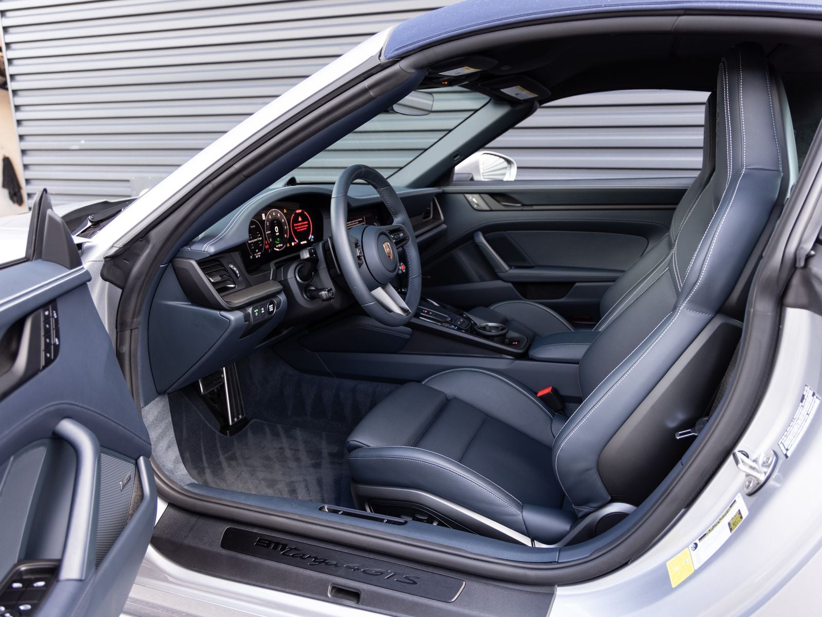 2025 Porsche 911 Targa 4 GTS