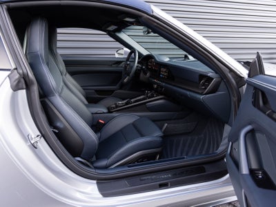2025 Porsche 911 Targa 4 GTS